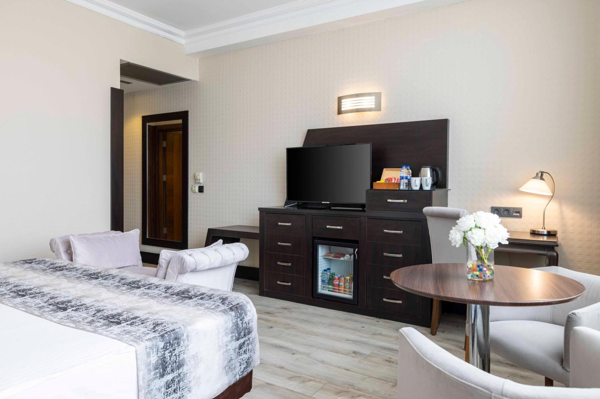 Elite Hotel Dragos Istambul Exterior foto